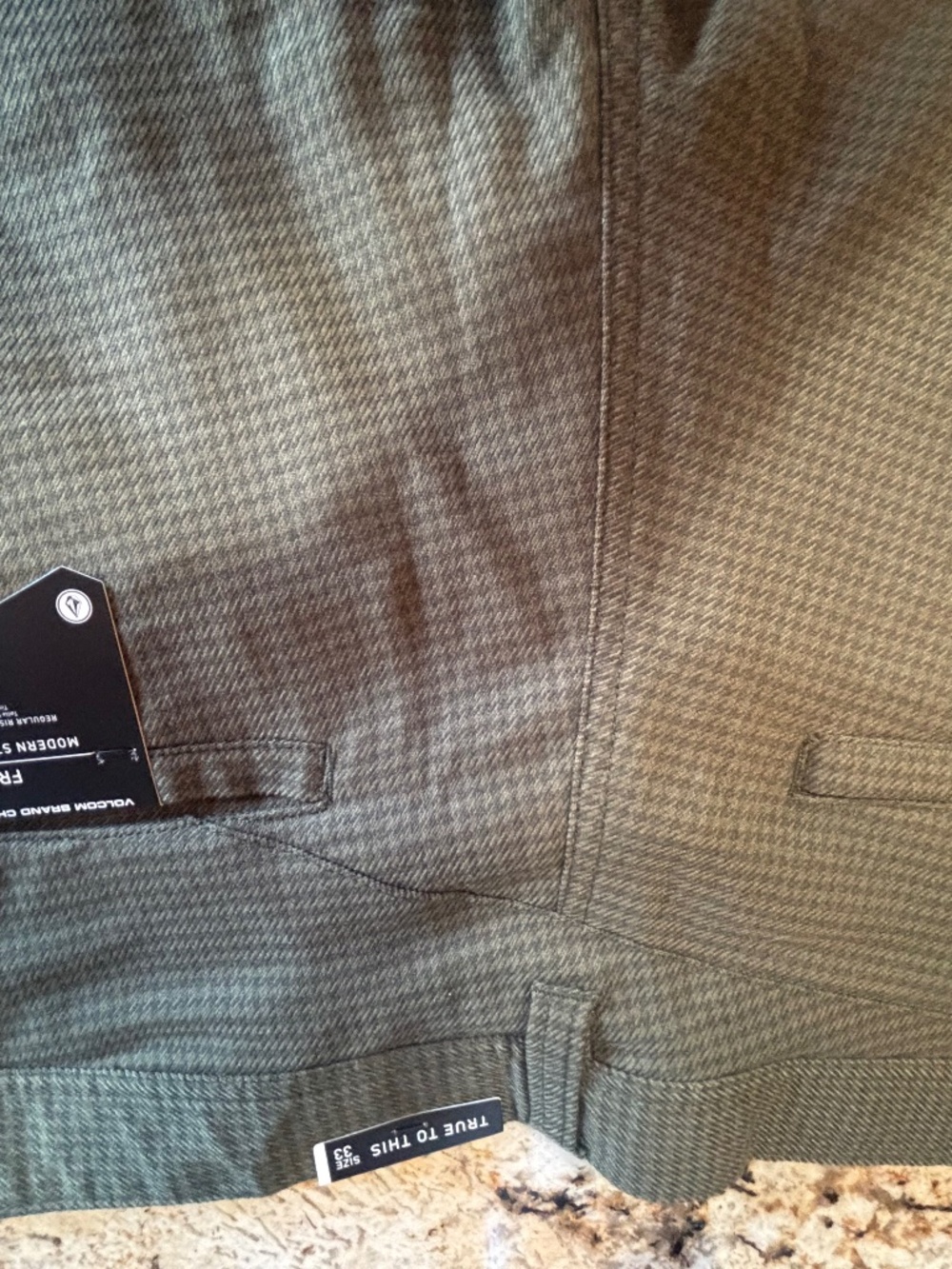 Volcom - Picture 4 of 4